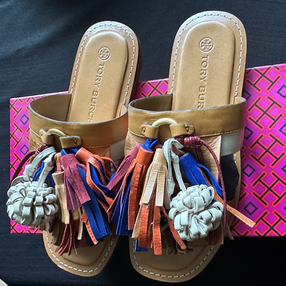Tory Burch MILLER TASSEL SLIDE  NWOT Size 7
